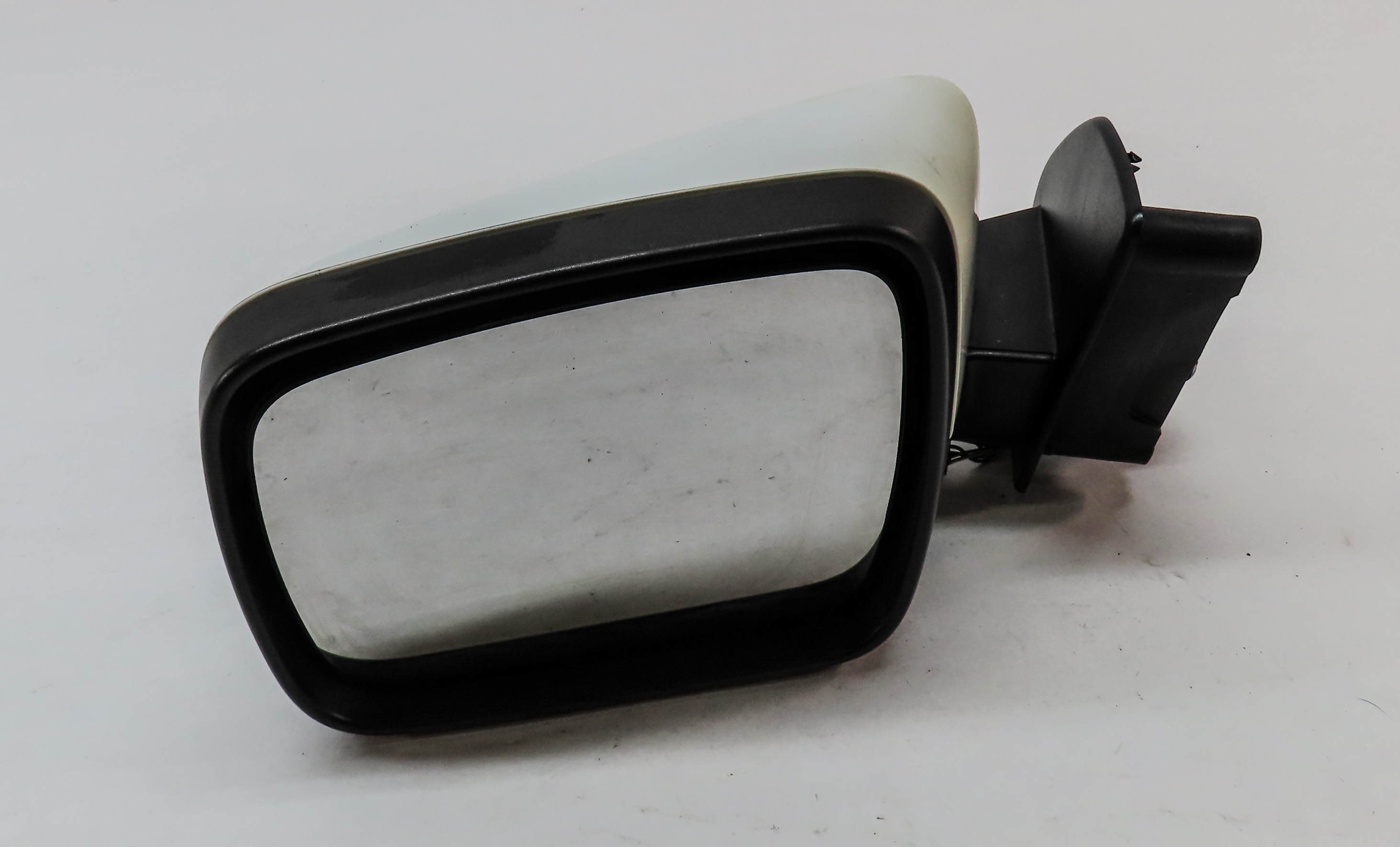 10-13 LAND ROVER LR4 LEFT DRIVER DOOR HEATED MEMORY DOOR MIRROR (White) — exact item pictured